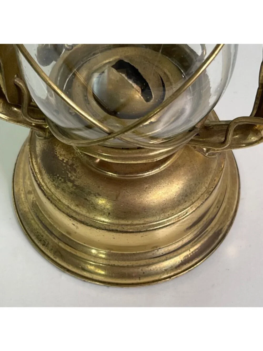 Vintage Lacquered Brass Hurricane Lantern Made in India Clean Glass Globe 12.5